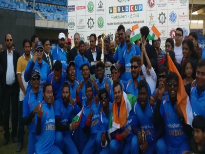 blind cricket world cup sachin tendulkar and pm modi congratulate indian team on twitter | Blind Cricket World Cup: सचिन ने भारतीय टीम को किया 'सलाम', पीएम मोदी ने भी दी बधाई