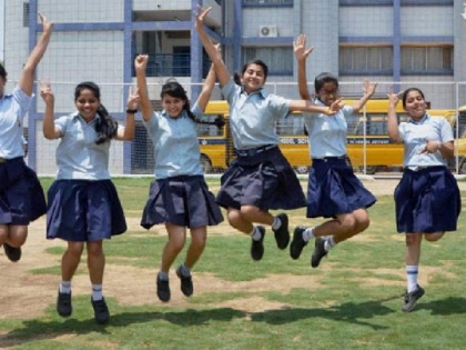 UP Board: Students of 6th, 7th, 8th, 9th & 11th standard of schools affiliated to 'Uttar Pradesh Madhyamik Shiksha Parishad' promoted | Coronavirus Impact: यूपी बोर्ड में 10वीं और 12वीं को छोड़कर बाकी सब बिना परीक्षा दिए अगली क्‍लास में प्रमोट