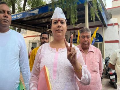 MCD Election results Bobi, AAP transgender candidate from Sultanpuri-A ward wins | MCD Results: दिल्ली नगर निगम में पहली बार ट्रांसजेंडर सदस्य, 'आप' उम्मीदवार बॉबी ने रचा इतिहास, इस वार्ड से जीता चुनाव MCD Election results Bobi, AAP transgender candidate from Sultanpuri-A ward wins | MCD Results: दिल्ली नगर निगम में पहली बार ट्रांसजेंडर सदस्य, 'आप' उम्मीदवार बॉबी ने रचा इतिहास, इस वार्ड से जीता चुनाव