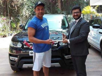 Actor Bobby Deol Adds The Range Rover Sport To His Garage Worth ₹ 1.2 Crore | एक्टर बॉबी देओल ने खरीदी नई Range Rover Sport, जानें इस एसयूवी की खासियत