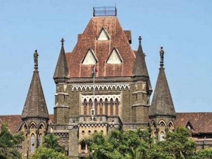 Bombay high court on Center govt for interference FTII says FTII is not DD news | बॉम्बे हाईकोर्ट का केन्द्र सरकार को फटकार, 'FTII इंस्टीट्यूट को दूरदर्शन ना समझे'