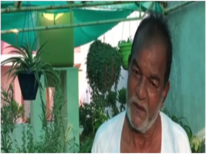 madhya pradesh man creates mini forest on his terrace with over 2,500 bonsai plants environment save | मध्य प्रदेश में इस शख्स ने अपने घर की छत को बना दिया 'मिनी फॉरेस्ट', लगाए 2500 से अधिक पौधे