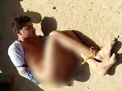 Ujjain: Man trying to molest girl in shop, people beat him publicly | उज्जैनः दुष्कर्म की कोशिश कर रहे युवक की सरेआम पिटाई, अर्धनग्न हालत में निकाला जुलूस