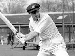neil harvey says its my fault that don bradman did not average 100 in test cricket | ब्रैडमैन के 100 की औसत पूरा नहीं होने पर इस साथी खिलाड़ी ने 70 साल बाद अपने चौके पर जताया अफसोस