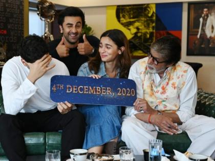 Brahmastra: Ranbir-Alia-Big B's Film Finally Gets New Release Date | 'ब्रह्मास्त्र' की रिलीज डेट का हुआ खुलासा, रणबीर-आलिया स्टारर फिल्म साल के इस महीने में होगी रिलीज Brahmastra: Ranbir-Alia-Big B's Film Finally Gets New Release Date | 'ब्रह्मास्त्र' की रिलीज डेट का हुआ खुलासा, रणबीर-आलिया स्टारर फिल्म साल के इस महीने में होगी रिलीज