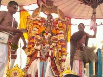 Uttar pradesh first time in twenty-two hundred years tradition Sri Goda-Rang Mannar temple in Vrindavan | Uttar pradesh ki khabar: कोरोना के कारण पौने दो सौ साल में पहली बार वृंदावन के श्री गोदा-रंग मन्नार मंदिर में रथ खींचने की परंपरा टली