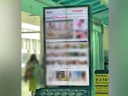 Hacked Brazil airport screens display porn instead of flight information to travellers | ब्राजील में हवाईअड्डे पर लगी डिस्प्ले स्क्रीन हुई हैक, दिखाई गई अश्लील फिल्में, बच्चों को छिपाते नजर आए लोग