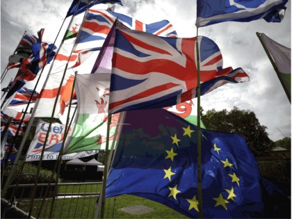 British MPs approve Brexit Agreement, Britain towards ending 50 years old membership of EU | ब्रिटिश सांसदों ने ब्रेक्जिट समझौते को दी मंजूरी, यूरोपीय संघ की 50 साल पुरानी सदस्यता खत्म करने की ओर ब्रिटेन