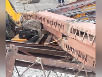 Under construction bridge collapses in Ladakh, bodies of four personnel recovered | लद्दाख में निर्माणाधीन पुल ढहा, चार कर्मियों के शव बरामद, 12 घंटे के बचाव अभियान के बाद दो लोग सुरक्षित निकाले गए Under construction bridge collapses in Ladakh, bodies of four personnel recovered | लद्दाख में निर्माणाधीन पुल ढहा, चार कर्मियों के शव बरामद, 12 घंटे के बचाव अभियान के बाद दो लोग सुरक्षित निकाले गए