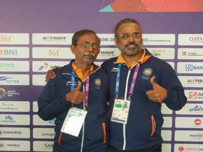 asian games pranab bardhan and shibhnath sarkar wins gold medal in bridge mens pair event | एशियन गेम्स: 60 साल के प्रणब और 56 साल के शिबनाथ ने दिलाया भारत को गोल्ड मेडल