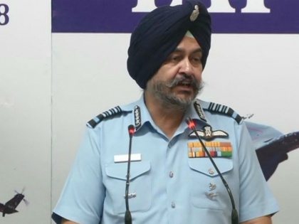 Air Force Chief BS Dhanoa opens up on Rafale deal | राफेल विमानों की खरीद पर वायुसेना प्रमुख का बड़ा बयान, सरकार-विपक्ष दोनों को झटका