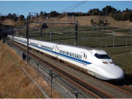Doubt on completion of bullet train project in 2023 due to corona epidemic | कोरोना महामारी के कारण बुलेट ट्रेन परियोजना के 2023 में पूरा होने पर संशय
