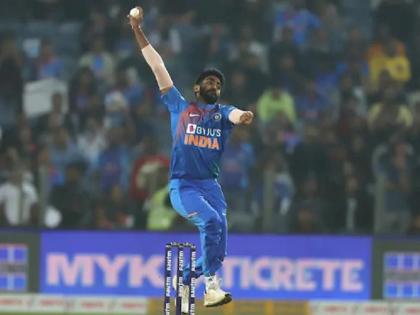 India vs Sri Lanka: Jasprit Bumrah Surpasses Ashwin and Chahal to becomes India's leading wicket-taker in T20Is | IND vs SL: जसप्रीत बुमराह ने रचा नया इतिहास, छोड़ा अश्विन और चहल को पीछे