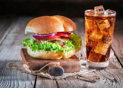 CSE report on junk food : junk food side effects on health | सीएसई रिपोर्ट में खुलासा, जंक फूड का स्वाद सेहत पर पड़ रहा है भारी CSE report on junk food : junk food side effects on health | सीएसई रिपोर्ट में खुलासा, जंक फूड का स्वाद सेहत पर पड़ रहा है भारी