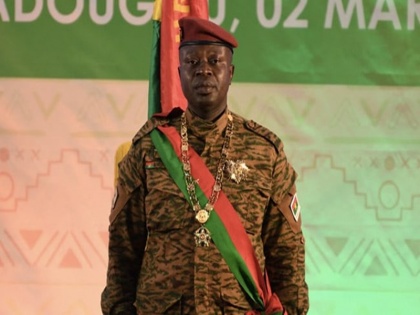 Burkina Faso coup Captain Ibrahim Traore announced as new head of state Paul Henri Sandaogo Damiba out | एक साल में बुर्किना फासो में दूसरा सैन्य तख्तापलट, राष्ट्रपति डामिबा को हटा कैप्टन इब्राहिम त्राओरे नए राष्ट्राध्यक्ष घोषित