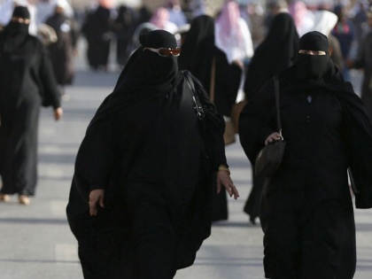 Taliban supreme leader orders women to wear all-covering burqa in public | तालिबान का नया फरमान, महिलाओं को घर से बाहर निकलने पर सिर से पाँव तक ढँकने वाला बुरका पहनना होगा