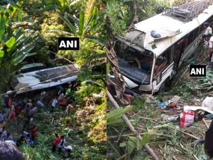 Tripura: bus carrying fell into a gorge on Gandachara Amarpur road in Dhalai district | त्रिपुरा: खाई में गिरी यात्रियों से भरी बस, 22 लोगों की हालत गंभीर