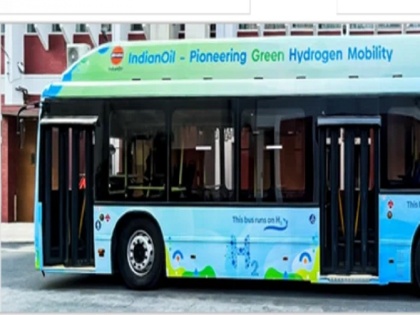 India's 1st green hydrogen fuel cell public bus to run from Monday at Kartavya Path | भारत की पहली ग्रीन हाइड्रोजन ईंधन सेल बस सोमवार को होगी लॉन्च, कर्तव्य पथ पर दौड़ेगी सरपट