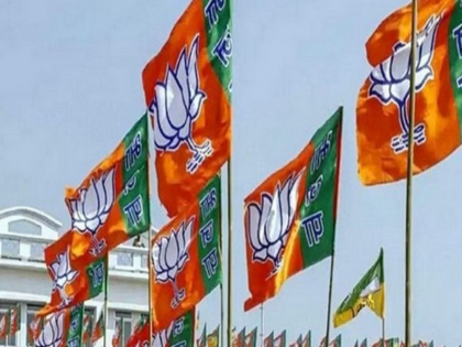 Lok Sabha Election 2024 BJP is stuck in trouble in Jharkhand Modi magic needed | Lok Sabha Election 2024: झारखंड में झंझट में फंसी है भाजपा, मोदी नाम के सहारे पार लग सकती है डगमगाती नैया