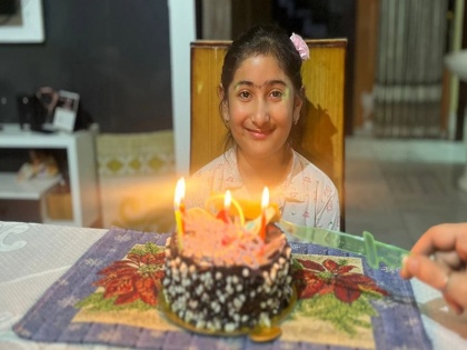 VIDEO: 10-year-old girl dies after eating cake ordered online on her birthday in Punjab | VIDEO: अपने जन्मदिन पर ऑनलाइन ऑर्डर किए गए केक को खाने से 10 साल की लड़की की मौत