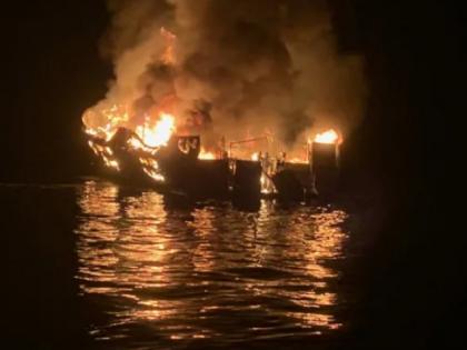 Boat submerged due to fire in America, 25 bodies recovered | अमेरिका: कैलिफोर्निया तट आग लगने से नौका डूबी, 25 शव बरामद, 9 लापता