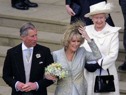Camilla became Queen of Britain after the death of Elizabeth II will be addressed as 'Queen Consort' | एलिजाबेथ द्वितीय की मृत्यु के बाद ब्रिटेन की महारानी बनीं कैमिला, ‘क्वीन कंसोर्ट’ की उपाधि से संबोधित की जाएंगी