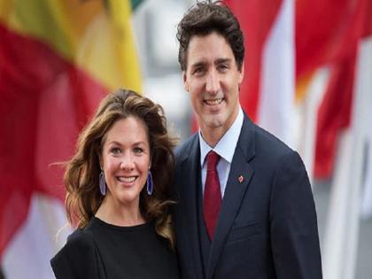 Canada PM Justin Trudeau wife Sophie Gregoire Trudeau tests positive for coronavirus update | Coronavirus: कनाडा के प्रधानमंत्री जस्टिन ट्रूडो की पत्नी का कोरोना वायरस टेस्ट पॉजिटिव, पीएम घर से करेंगे काम