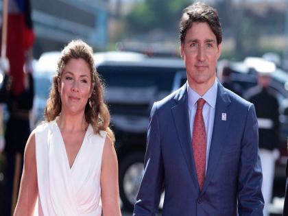 Canada: Prime Minister Justin Trudeau divorces wife Sophie after 18 years of relationship | कनाडा: प्रधानमंत्री जस्टिन ट्रूडो ने पत्नी सोफी के साथ 18 साल रिश्ता निभाने के बाद दिया तलाक
