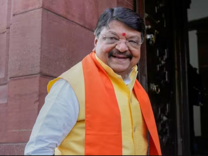 Kailash Vijayvargiya on the question of becoming the Chief Minister of Madhya Pradesh | 'मैं दिन में मजाक नहीं करता', मुख्यमंत्री बनने के सवाल पर कैलाश विजयवर्गीय ने कहा, श्री जवाहरलाल दर्डा 'बाबूजी' के जीवन पर आधारित पुस्तक 'जवाहर' के विमोचन कार्यक्रम में हिस्सा लिया