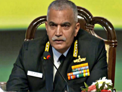 Navy Chief gave a strong message to China-Pakistan Days of salami slicing over | नौसेना प्रमुख ने चीन-पाकिस्तान को दिया कड़ा संदेश, कहा- 'हजारों जख्म देकर देश का खून बहाना नहीं चलेगा'