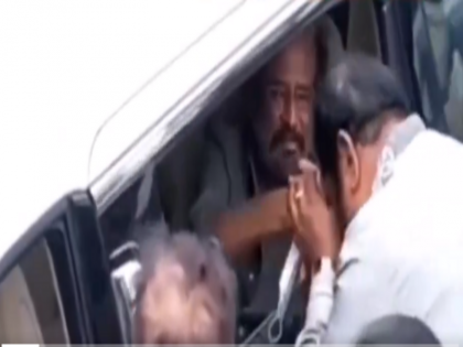 Rajinikanth Breaks Down at DMDK founder Vijaykant Funeral Video Goes Viral | तमिल सुपरस्टार रजनीकांत डीएमडीके संस्थापक विजयकांत के अंतिम संस्कार में रो पड़े, नहीं रोक पाएं आंसू, देखिए