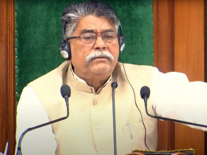 Bihar floor test Motion to remove the Bihar Assembly Speaker and RJD leader Awadh Bihari Choudhary | Bihar floor test: विधानसभा अध्यक्ष को हटाने का प्रस्ताव पेश, आरजेडी के चेतन आनंद और नीलम देवी JDU खेमे में पहुंचे