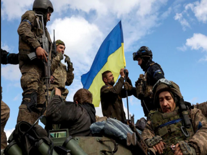 Russia-Ukraine war Army Commander-in-Chief admits frontline worsened face of multiple Russian attacks | Russia-Ukraine war: यूक्रेनी सेना के पांव अब उखड़ने लगे हैं, सेना के कमांडर-इन-चीफ ने माना हथियारों की भारी कमी, अमेरिका ने गोला बारूद भेजना शुरू किया
