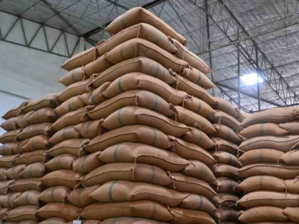 Government sets limit on wheat storage to check hoarding rising prices | सरकार ने जमाखोरी, बढ़ती कीमतों पर लगाम के लिए गेहूं के भंडारण की सीमा तय की