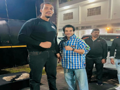 Stree 2 Sarkata Sunil Kumar The Great Khali of Jammu The Great Angaar height is 7 feet 6 inches | मिलिए स्त्री-2 के 'सरकटा' से, लंबाई में खली भी पीछे, 7 फीट 6 इंच के पहलवान को 'द ग्रेट अंगार' कहते हैं लोग Stree 2 Sarkata Sunil Kumar The Great Khali of Jammu The Great Angaar height is 7 feet 6 inches | मिलिए स्त्री-2 के 'सरकटा' से, लंबाई में खली भी पीछे, 7 फीट 6 इंच के पहलवान को 'द ग्रेट अंगार' कहते हैं लोग