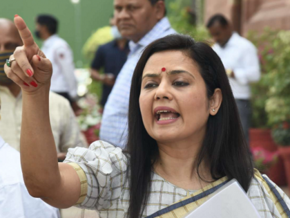 Kolkata Doctor Rape and Murder Case No Gangrape, No Fractures, No Hurried Cremation Claims Mahua Moitra | Kolkata Doctor Rape and Murder Case: 'कोई सामूहिक बलात्कार नहीं, कोई फ्रैक्चर नहीं, न ही जल्दबाजी में दाह-संस्कार', महुआ मोइत्रा के बड़े दावे Kolkata Doctor Rape and Murder Case No Gangrape, No Fractures, No Hurried Cremation Claims Mahua Moitra | Kolkata Doctor Rape and Murder Case: 'कोई सामूहिक बलात्कार नहीं, कोई फ्रैक्चर नहीं, न ही जल्दबाजी में दाह-संस्कार', महुआ मोइत्रा के बड़े दावे