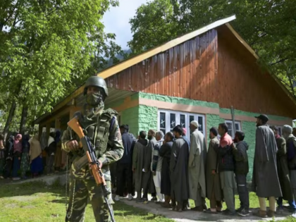 Jammu Kashmir Chunav 49 candidates have declared criminal cases second phase of the assembly elections | Jammu Kashmir Chunav: दूसरे चरण में भी 238 में से 49 उम्मीदवार दागी, पहले चरण में भी थे 36 दागी नेता मैदान में