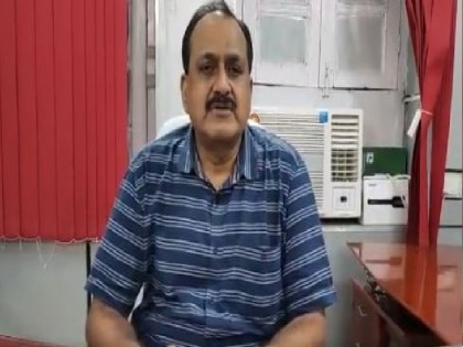 lakhisarai dm sanjay kumar new video snubbing headmaster for wearing kurta pajama | पहनावे के लिए प्रधानाध्यापक को फटकारने वाले डीएम ने जारी किया वीडियो, अपने बर्ताव पर दी सफाई