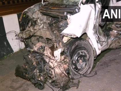 Maharashtra 10 people got injured in a collision between four cars an ambulance Bandra Worli Sea Link | VIDEO: बांद्रा वर्ली सी लिंक पर बड़ा हादसा, तेज रफ्तार वाहन ने चार कारों को मारी टक्कर, 5 की मौत, 13 घायल Maharashtra 10 people got injured in a collision between four cars an ambulance Bandra Worli Sea Link | VIDEO: बांद्रा वर्ली सी लिंक पर बड़ा हादसा, तेज रफ्तार वाहन ने चार कारों को मारी टक्कर, 5 की मौत, 13 घायल