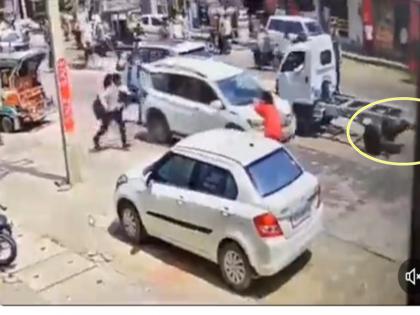 car driver dragged woman for about 500 meters in Hanumangarh Rajasthan CCTV camera number vehicle detected | Video: राजस्थान के हनुमानगढ़ में करीब 500 मीटर तक महिला को घसीटता रहा कार चालक, सीसीटीवी कैमरे की मदद से गाड़ी के नंबर का पता चला