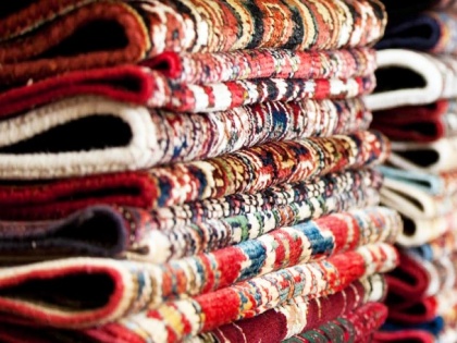 Janak Haji Jalil Ahmed Ansari will be indebted to Bhadohi's carpet industry, governments of countries like China and Pakistan are asking its secret | जनक हाजी जलील अहमद अंसारी का ऋणी रहेगा भदोही का कालीन उद्योग, चीन और पाकिस्तान जैसे देशों की सरकारें पूछ रही हैं इसका राज