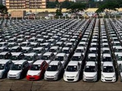 Supreme Court grants conditional extension for BS4 registration deadline | वाहन निर्मता कंपनियों को सुप्रीम कोर्ट से बड़ी राहत, BS4 वाहनों की बिक्री की समय सीमा बढ़ी