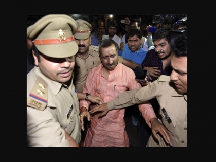 Unnao rape case: BJP MLA Kuldeep Singh Senger has been detained by CBI | उन्नाव गैंगरेप केस: सीबीआई ने आरोपी बीजेपी विधायक कुलदीप सिंह सेंगर को लिया हिरासत में