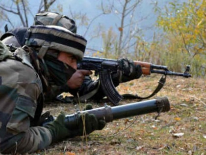 Jammu and Kashmir: Pakistani army firing on the Line of Control in Poonch, one civilian injured | जम्मू-कश्मीर: पाकिस्तानी सेना ने पुंछ में नियंत्रण रेखा पर की गोलीबारी, एक नागरिक घायल