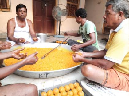 Droupadi Murmu village to celebrate her victory by distributing 20000 laddoos | द्रौपदी मुर्मू के गांव में 20 हजार लड्डू तैयार, जीत की घोषणा होते ही जश्न की है तैयारी