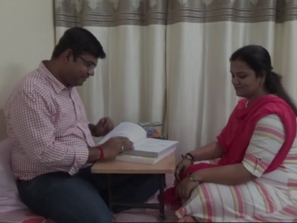 Chhattisgarh Public Service Commission Exam 2019: husband wife top in CGPSC Recruitment 2019 make history | छत्तीगसढ़ लोक सेवा आयोग की परीक्षा में पति-पत्नी ने टॉप कर रचा इतिहास, जानिए सफलता का राज  