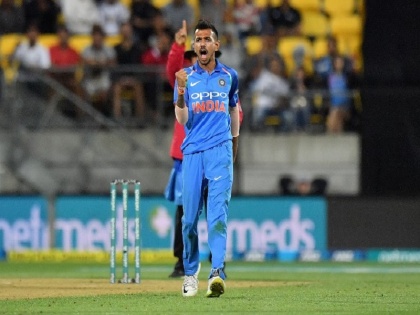 India vs New Zealand: Yuzvendra Chahal needs five wickets to complete 50 wickets in t20i | IND vs NZ: युजवेंद्र चहल के पास फिरकी का जादू चलाने का मौका, इस शानदार रिकॉर्ड से 5 विकेट दूर
