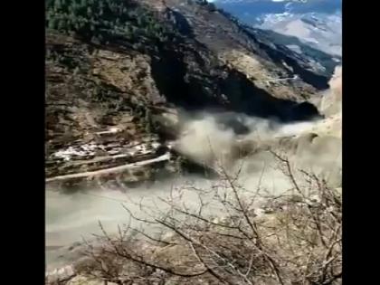 Uttarakhand Chamoli glacier breach disaster flood Alkananda river nearvy people evacuated | उत्तराखंड: चमोली में ग्लेशियर टूटने से बड़े हादसे की आशंका, भीषण सैलाब, हरिद्वार सहित ऋषिकेष और श्रीनगर तक अलर्ट