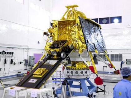 Chandrayaan 2 landing failed isro says about vikram lander | chandrayaan 2: इसरो ने कहा, लैंडर विक्रम से संपर्क साधने की उम्मीद न के बराबर