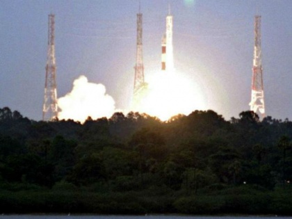 NASA's device will take along 13 Indian payloads with Chandrayaan-2: ISRO | 13 भारतीय पेलोड के साथ नासा का एक उपकरण साथ ले जाएगा चंद्रयान-2: इसरो